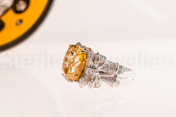 18ct w/gold Citrine & diamond ring